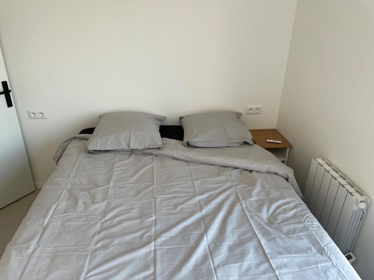 Appartement 2 Chambre Drancy Exterior foto
